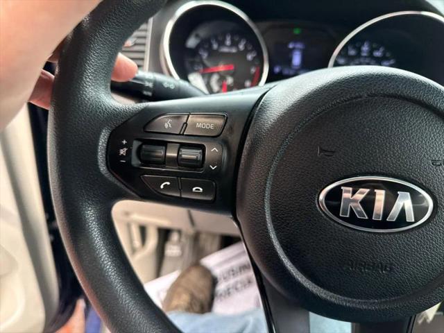 2021 Kia Sedona LX