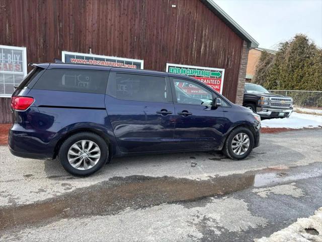 2021 Kia Sedona LX