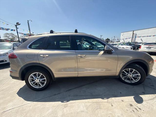 2016 Porsche Cayenne Base