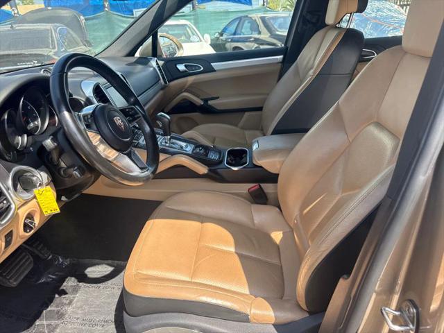 2016 Porsche Cayenne Base