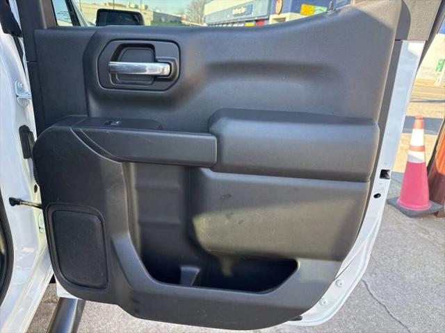 2020 Chevrolet Silverado 1500 4WD Crew Cab Short Bed Custom