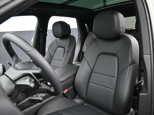 2026 Porsche Cayenne AWD