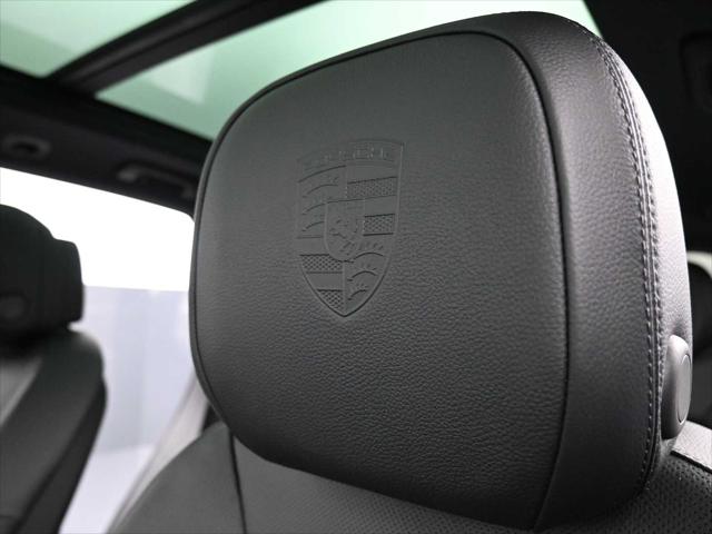 2026 Porsche Cayenne AWD
