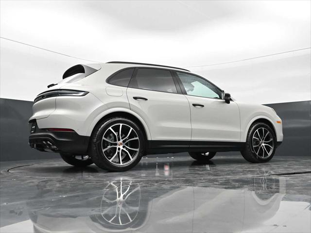 2026 Porsche Cayenne AWD