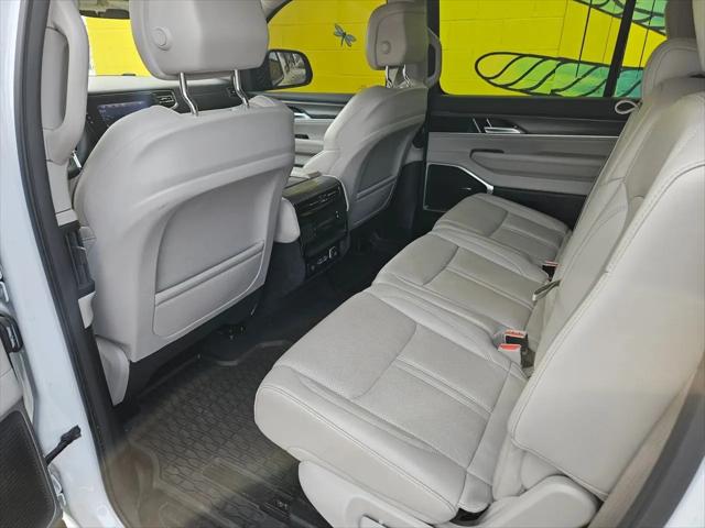 2024 Jeep Wagoneer Series II 4x2