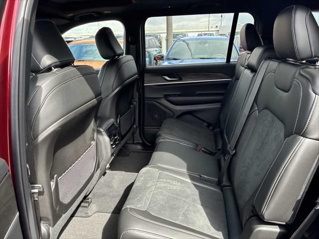 2026 Jeep Grand Cherokee L Altitude 4x4