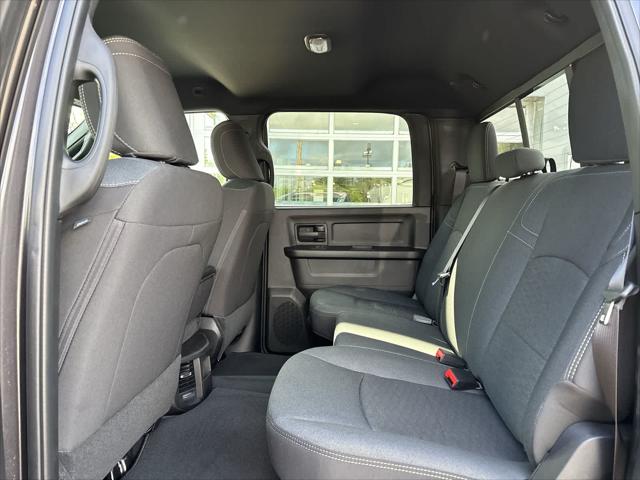 2026 Ram 2500 Black Express Crew Cab 4x4 64 Box
