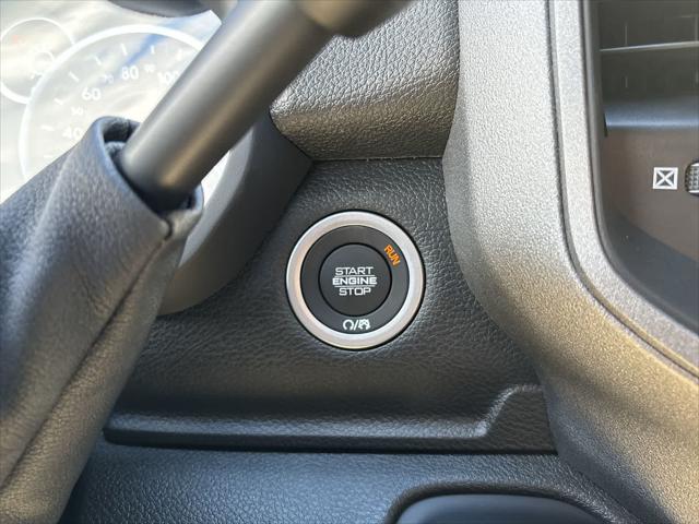 2026 Ram 2500 Black Express Crew Cab 4x4 64 Box