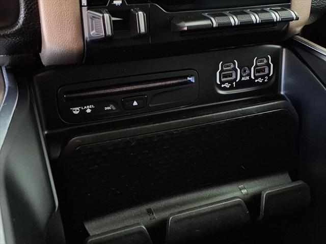 2019 Ram 1500 Laramie Crew Cab 4x4 5'7" Box