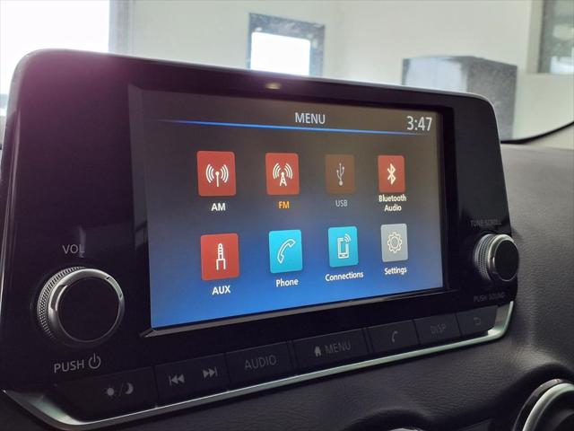 2023 Nissan Sentra S Xtronic CVT