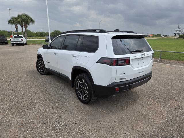 2026 Jeep Cherokee Laredo 4x4