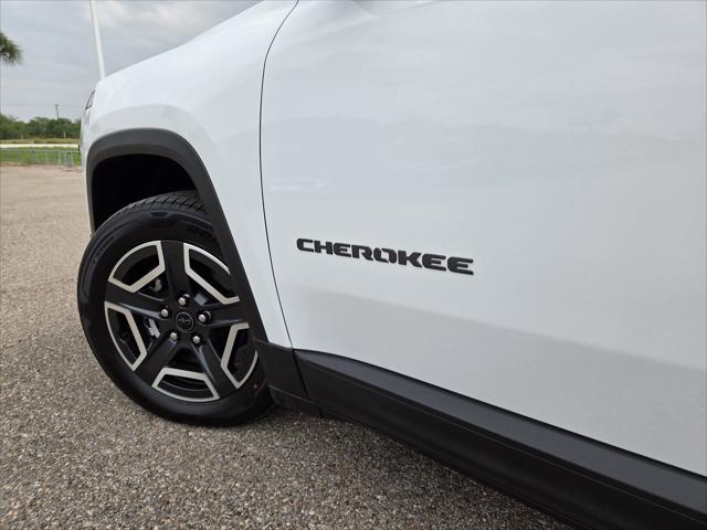 2026 Jeep Cherokee Laredo 4x4