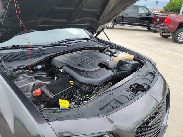2022 Chrysler 300 Touring L