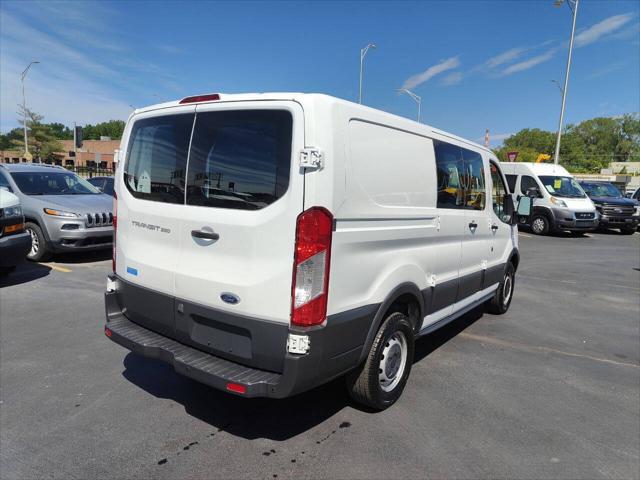 2017 Ford Transit 250 3dr SWB Low Roof Cargo Van w/60/40 Passenger Side Doors