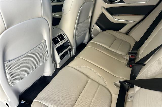2026 Jaguar F-PACE R-Dynamic S P250 AWD Automatic