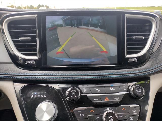 2021 Chrysler Pacifica Touring L