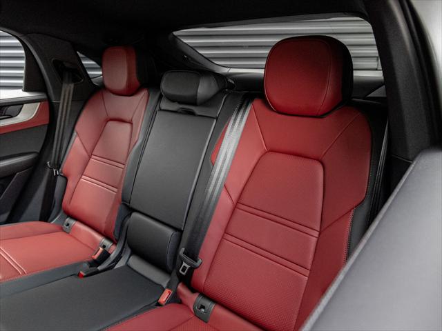 2026 Porsche Cayenne E-Hybrid Unknown