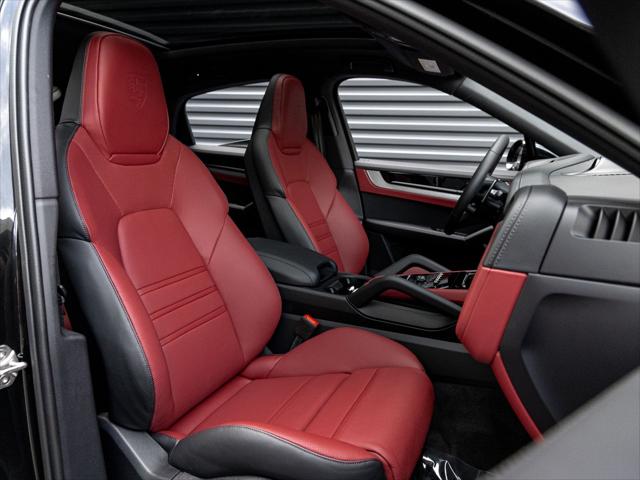 2026 Porsche Cayenne E-Hybrid Unknown