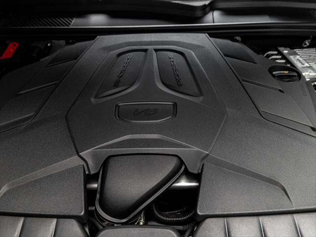 2026 Porsche Cayenne E-Hybrid Unknown