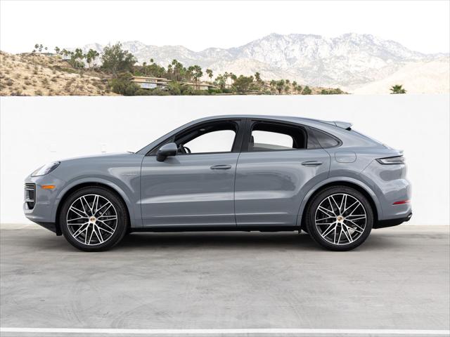 2026 Porsche Cayenne E-Hybrid Unknown
