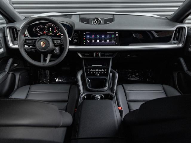 2026 Porsche Cayenne E-Hybrid Unknown