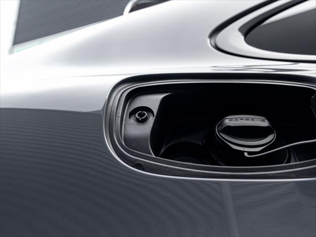 2026 Porsche Cayenne E-Hybrid Unknown