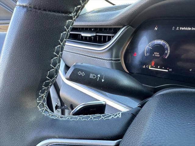 2023 Jeep Grand Cherokee Laredo - Photo 25