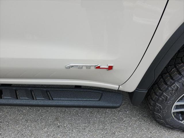 2026 GMC Sierra 1500 Crew Cab, Short Bed, AT4, 4WD