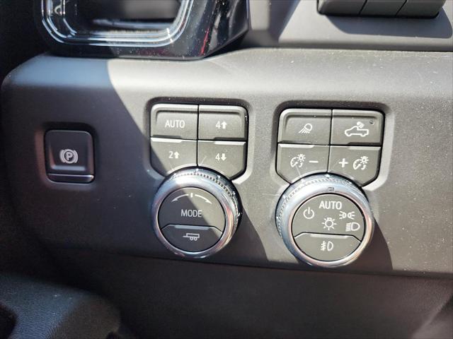2026 GMC Sierra 1500 Crew Cab, Short Bed, AT4, 4WD