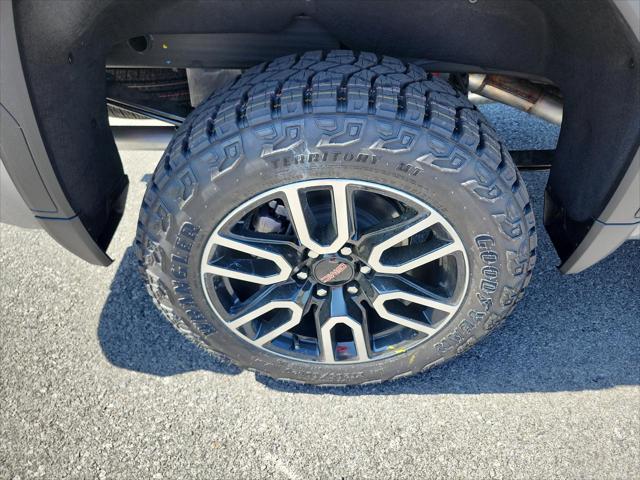 2026 GMC Sierra 1500 Crew Cab, Short Bed, AT4, 4WD