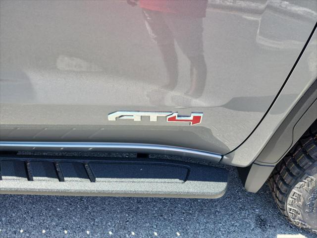 2026 GMC Sierra 1500 Crew Cab, Short Bed, AT4, 4WD