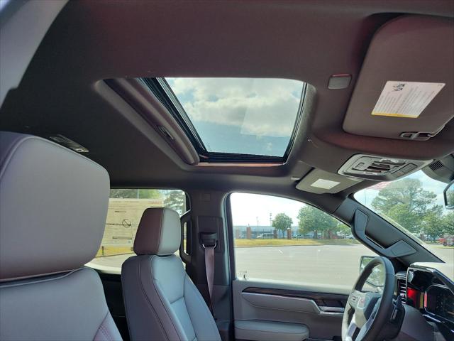 2026 GMC Sierra 1500 Crew Cab, Standard Bed, SLT, 4WD