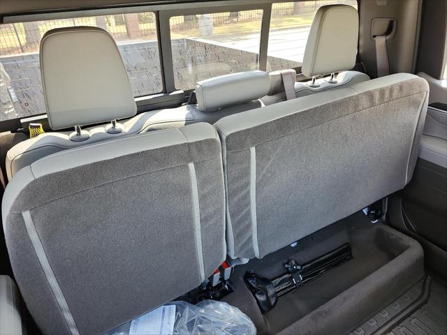 2026 GMC Sierra 1500 Crew Cab, Standard Bed, SLT, 4WD