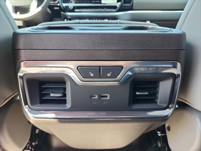 2026 GMC Sierra 1500 Crew Cab, Standard Bed, SLT, 4WD