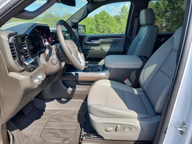 2026 GMC Sierra 1500 Crew Cab, Standard Bed, SLT, 4WD