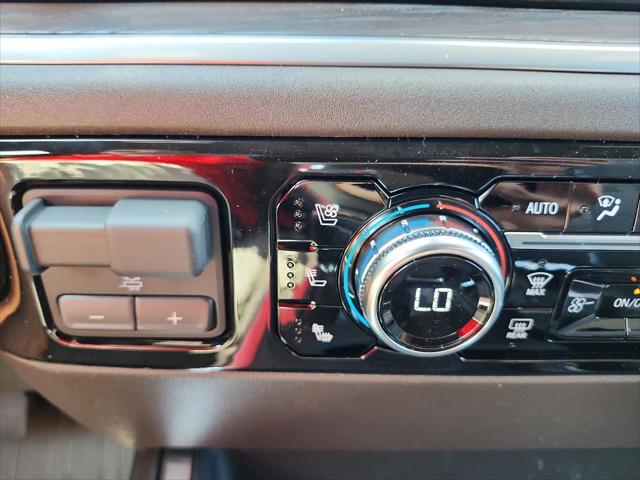 2026 GMC Sierra 1500 Crew Cab, Standard Bed, SLT, 4WD