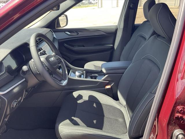 2026 Jeep Grand Cherokee L Altitude 4x4