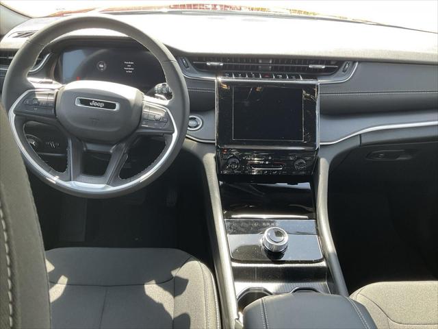 2026 Jeep Grand Cherokee L Altitude 4x4