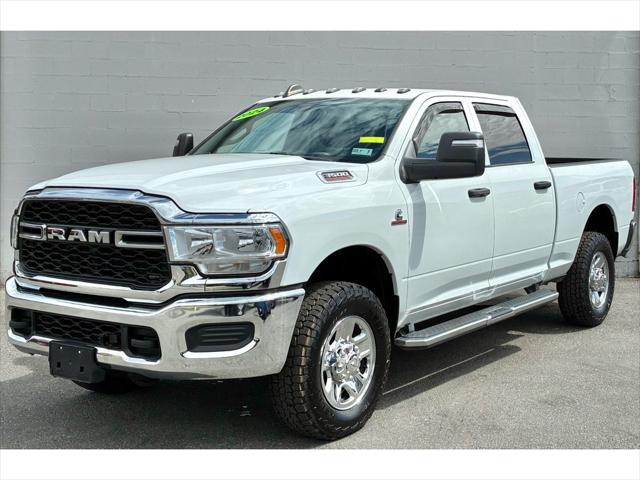 2024 RAM 3500 Tradesman Crew Cab 4x4 64 Box 2024 RAM 3500 Tradesman Crew Cab 4x4 64 Box