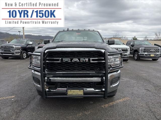 2022 RAM 2500 Tradesman Crew Cab 4x4 64 Box