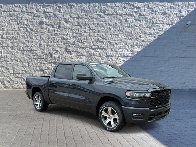 2026 RAM Ram 1500 RAM 1500 EXPRESS CREW CAB 4X2 57 BOX