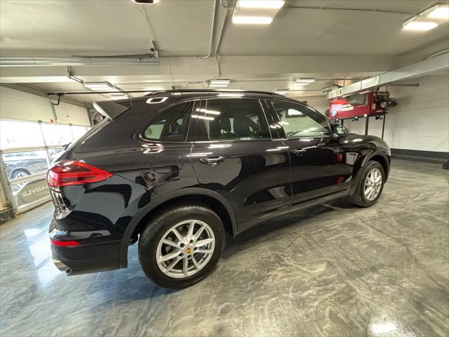2016 Porsche Cayenne AWD 4dr