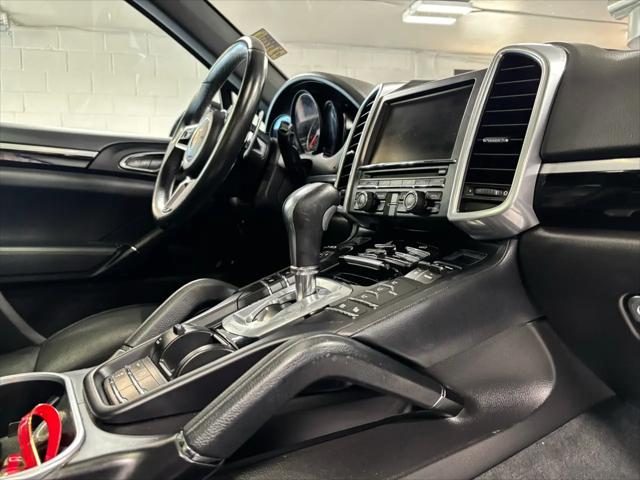 2016 Porsche Cayenne AWD 4dr