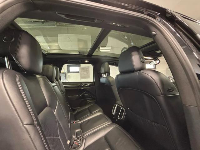 2016 Porsche Cayenne AWD 4dr