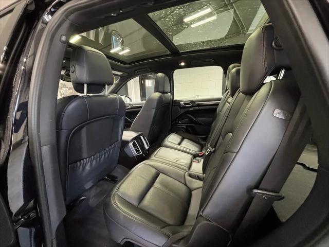2016 Porsche Cayenne AWD 4dr