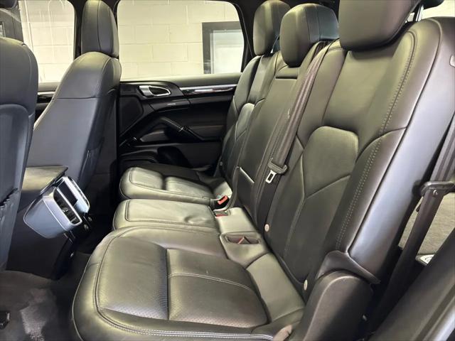 2016 Porsche Cayenne AWD 4dr