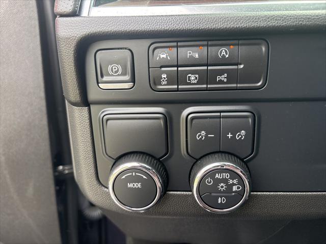 2025 Chevrolet Suburban 2WD Premier