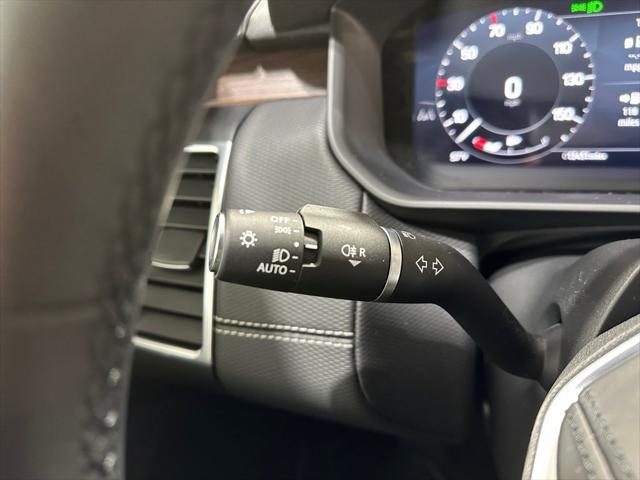 2024 Land Rover Discovery P360 Dynamic SE