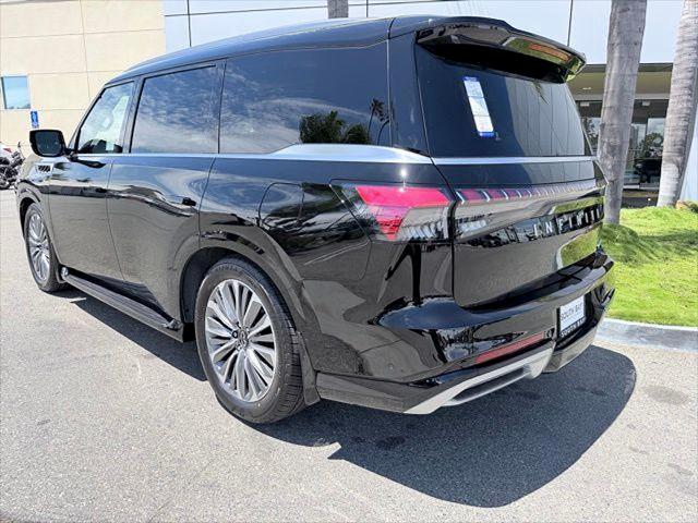 2026 INFINITI QX80 LUXE