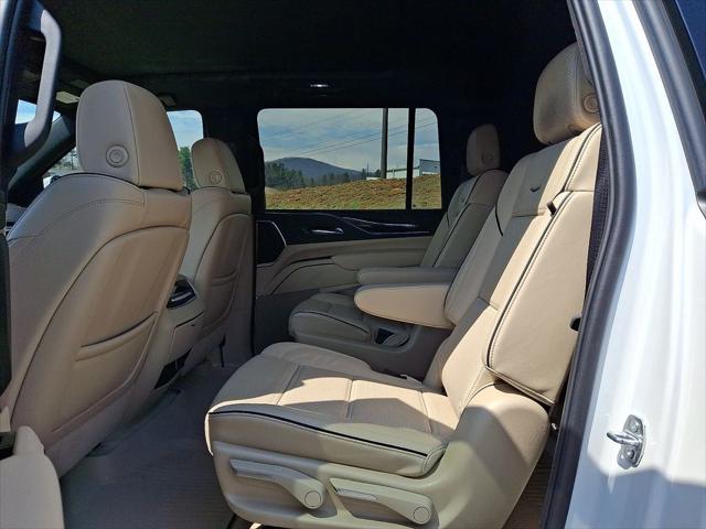 2024 Cadillac Escalade ESV 4WD Premium Luxury